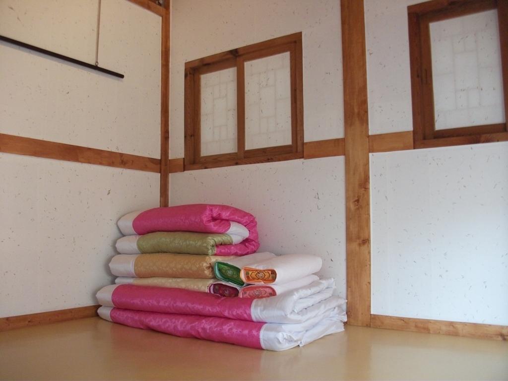 Bukchon Sarangchae Hanok 2* Seoul